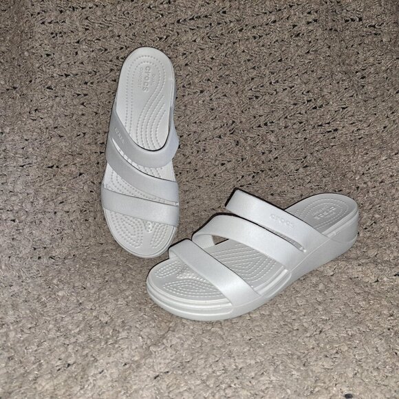 CROCS-Monterey Grey DUAL COMFORT Strappy Wedge Sandals/Slides-Sz 10-NWOB - Picture 1 of 8